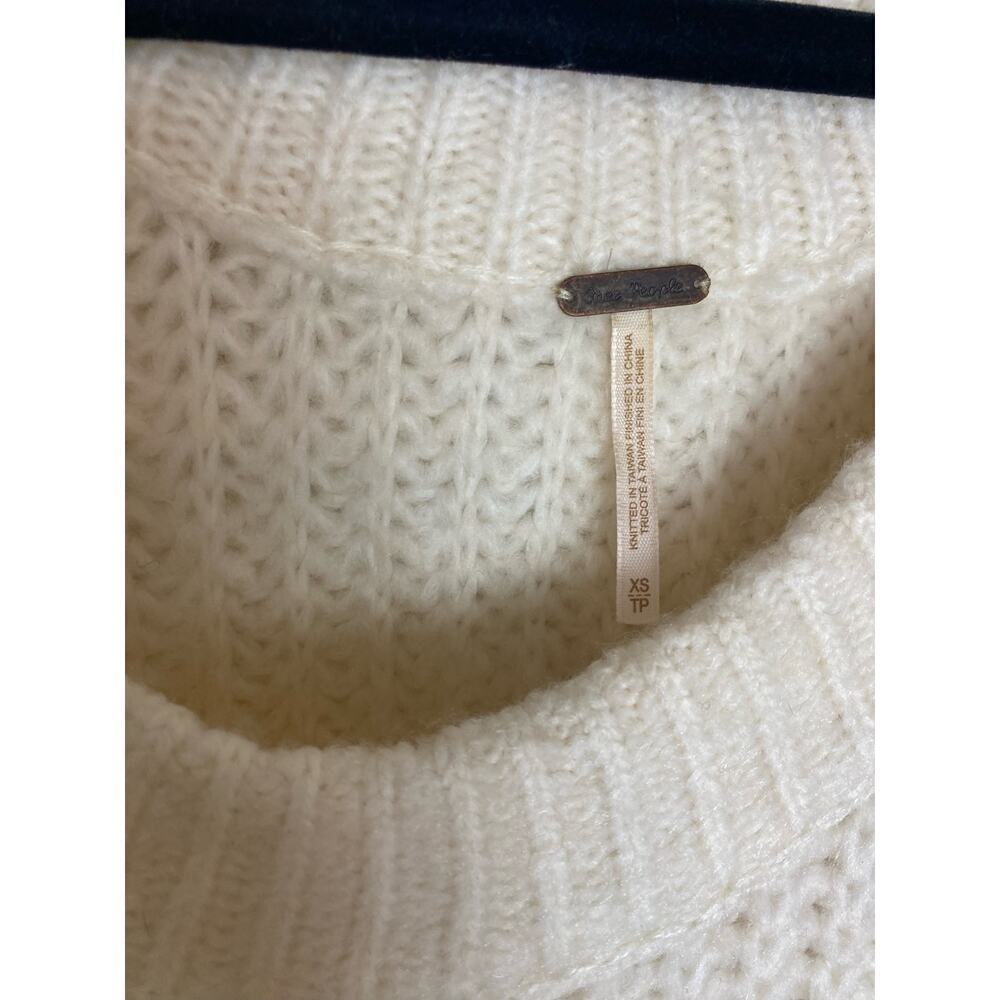 Free People Blue Bell V Neck Sweater Ivory Size XS - Picture 7 of 13